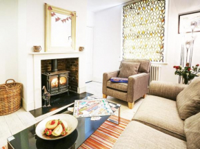 Sandpiper Cottage by The Suffolk Cottage Collection